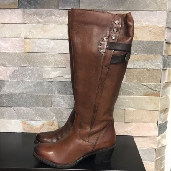 Clarks Maymie Stellar Knee High Boot (H79-O) - Picture 3 of 11